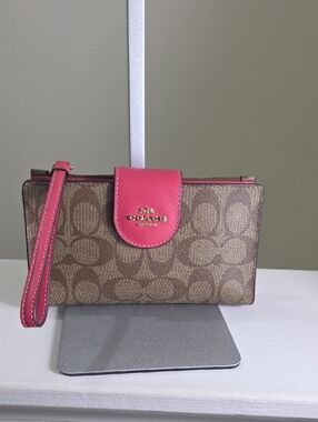COACH C2874 Signature Tech Wallet in Khaki/Strawberry Haze NWOT